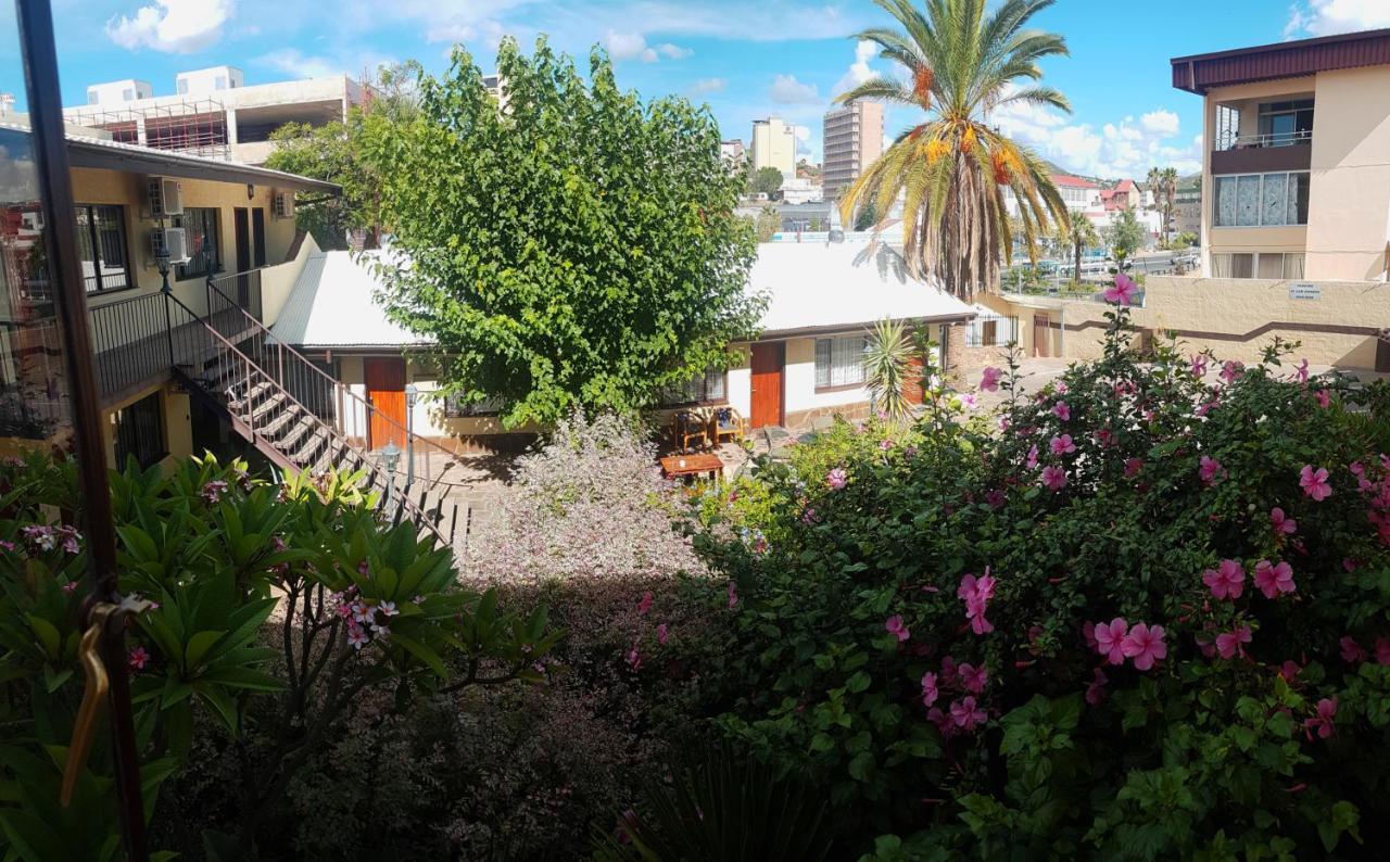 Hotel Pension Steiner Windhoek Luaran gambar